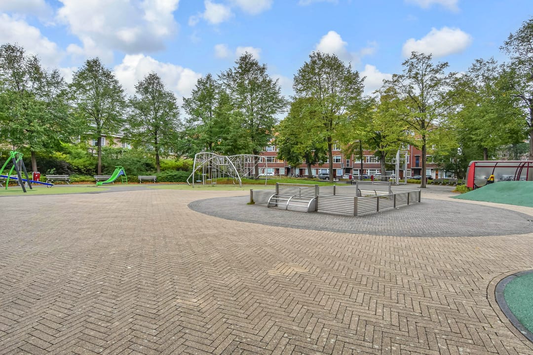 Foto 37 van van Montfoortstraat 47