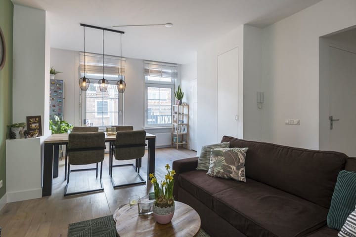 Photo 2 of Willem Eggertstraat 6-A