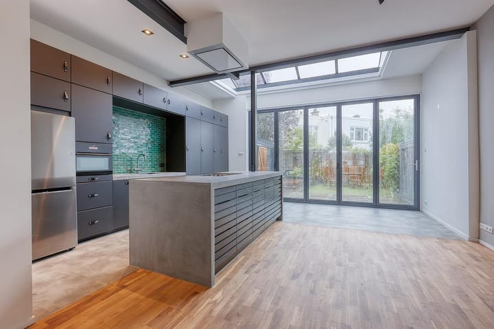 Photo 4 of Gevers Deynootweg 141-A