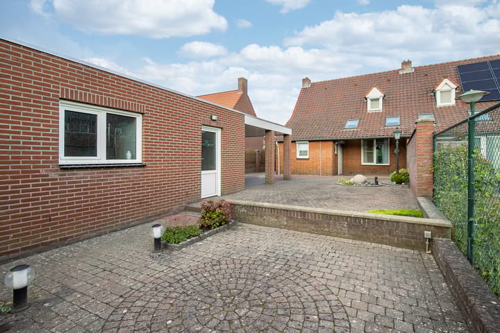 Photo 3 of Sint Jozefstraat 4