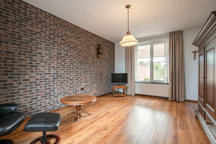 Photo 10 of Sint Jozefstraat 4