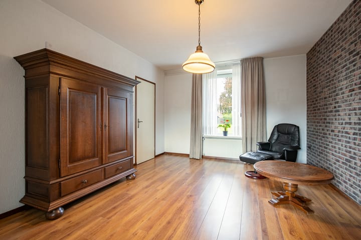 Photo 11 of Sint Jozefstraat 4