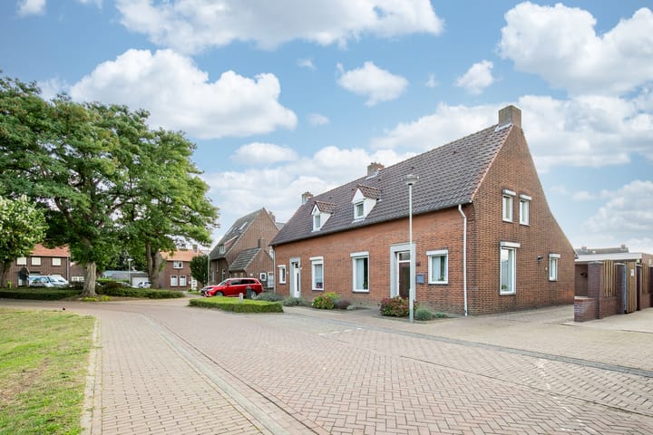 Photo 21 of Sint Jozefstraat 4