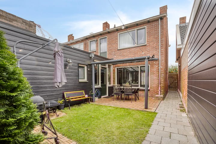 Foto 23 van Dijkstraat 21-C