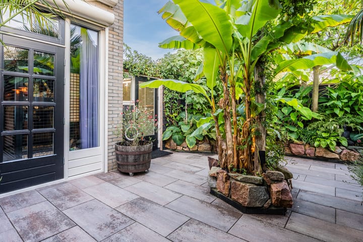 Foto 42 van De Ruijterstraat 45