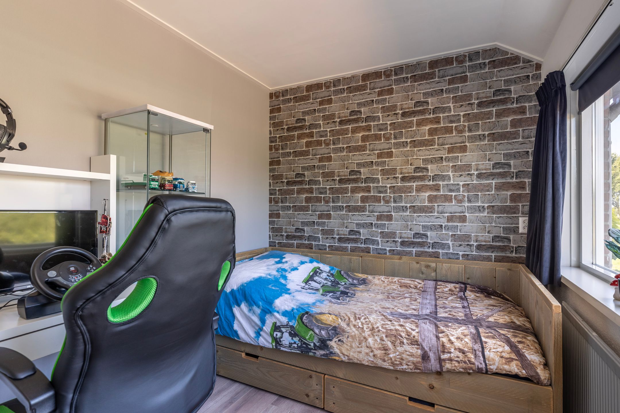 Foto 33 van Schoolstraat 15