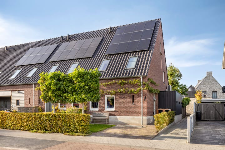 Photo 1 of Posthoorn 11-A