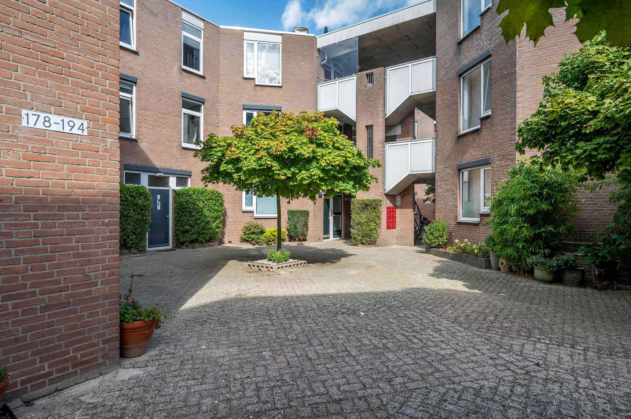 Foto 33 van Anne Frankstraat 194