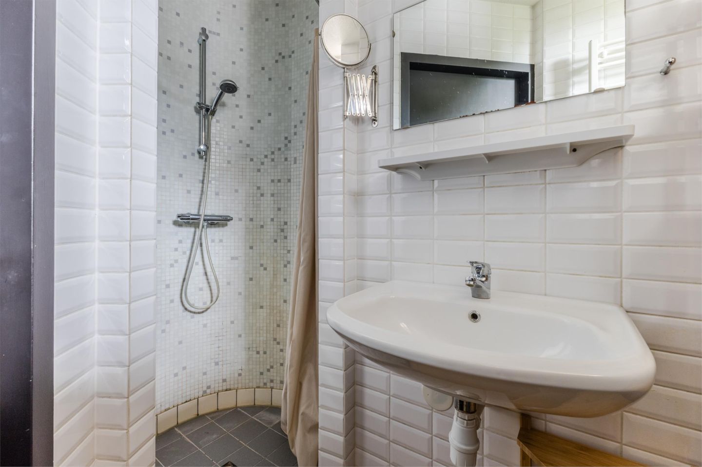 Foto 5 van Anjeliersstraat 420