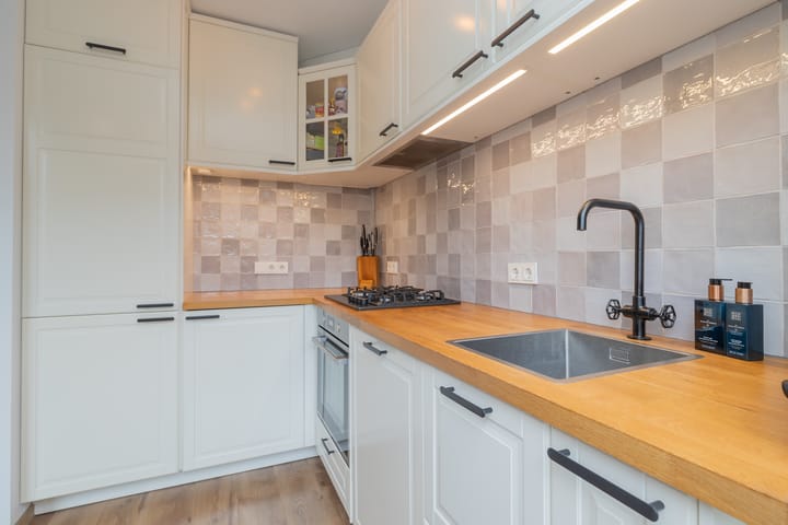 Foto 13 van Frederik van Eedenlaan 19