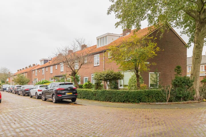 Foto 35 van Frederik van Eedenlaan 19