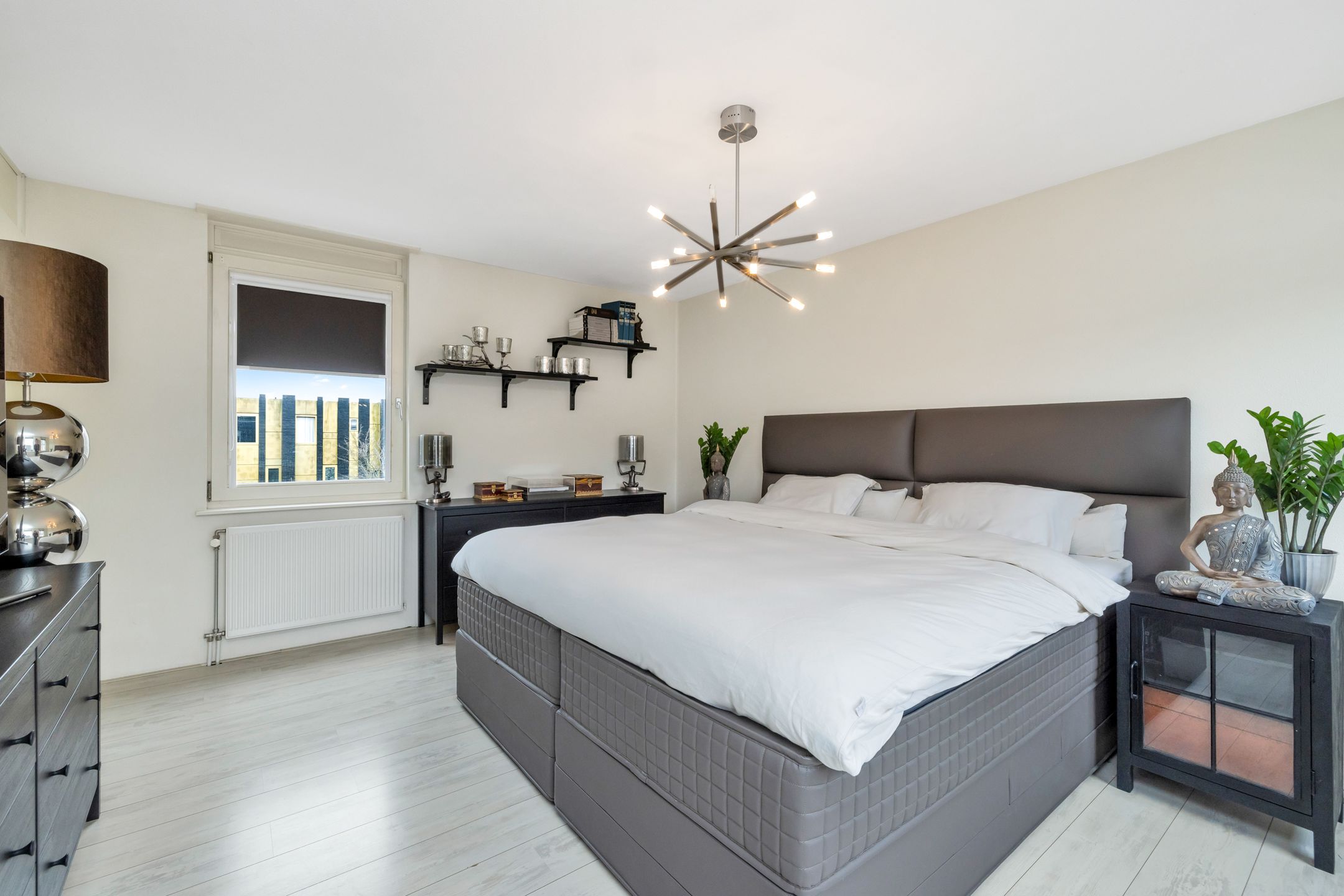 Photo 36 of De Muy 321