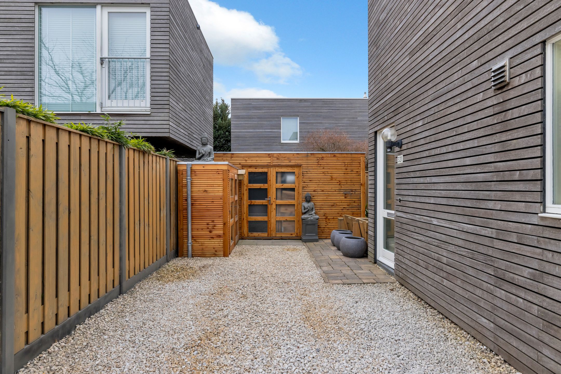 Photo 48 of De Muy 321