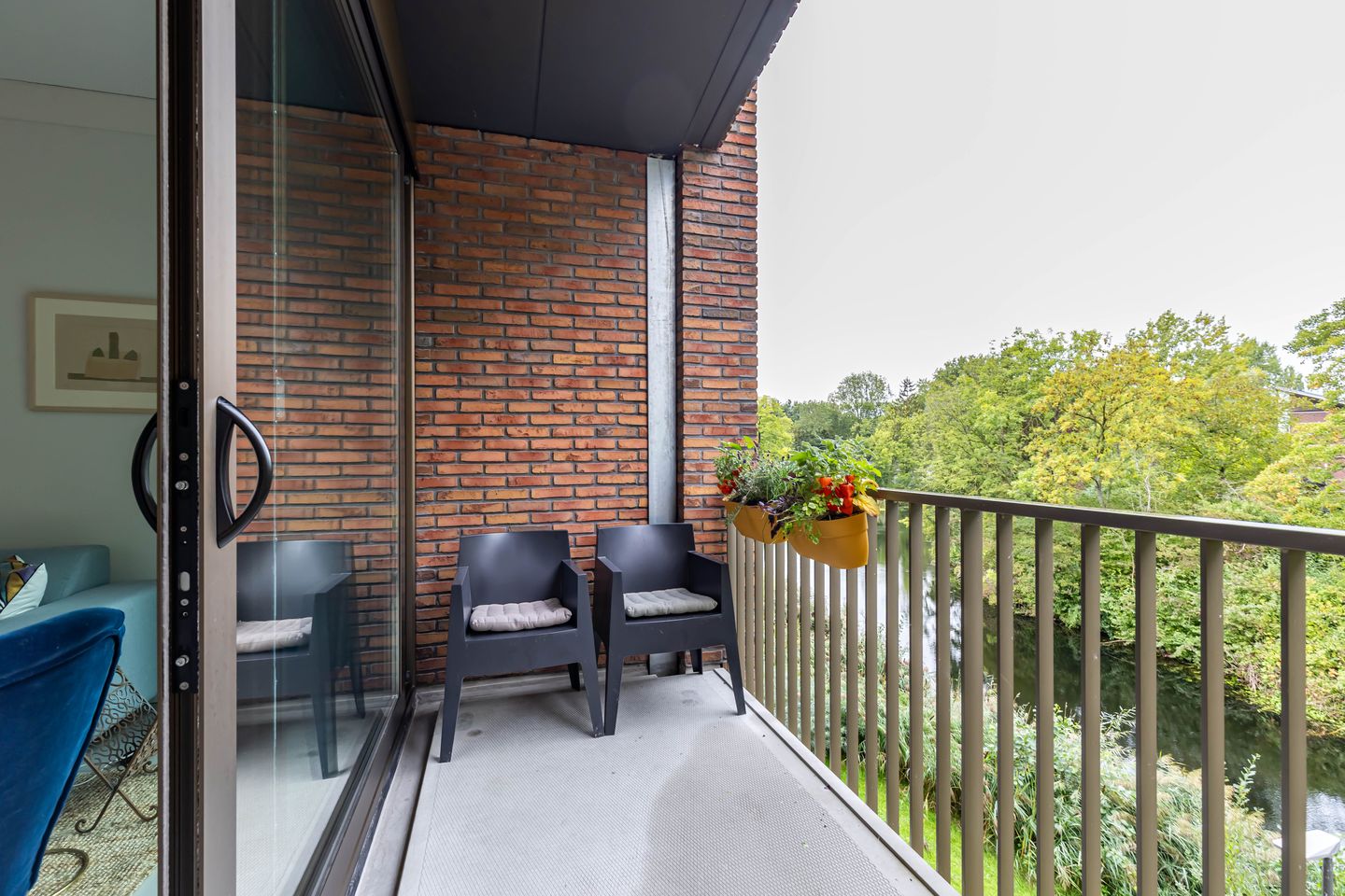 Foto 14 van Helper Westsingel 49-24