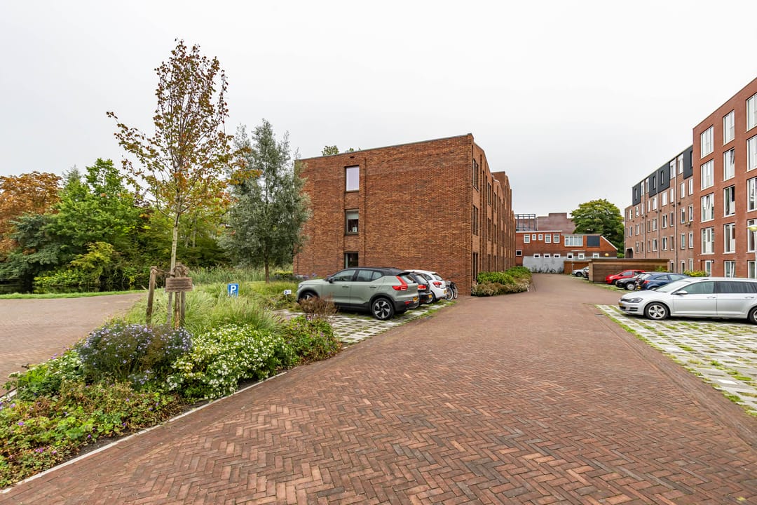 Foto 32 van Helper Westsingel 49-24