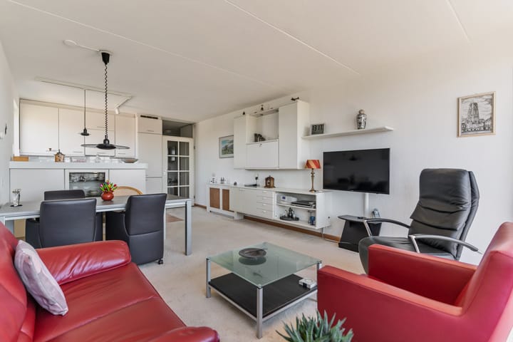 Photo 2 of Pontonniersweg 74