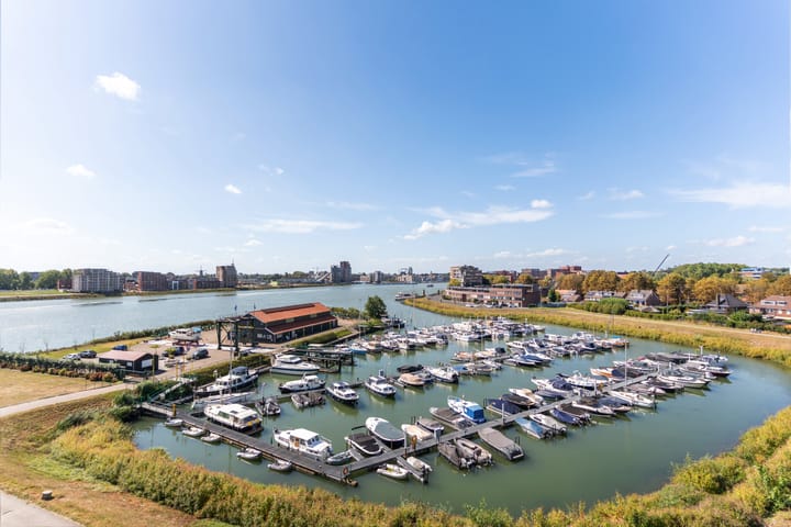 Photo 4 of Pontonniersweg 74