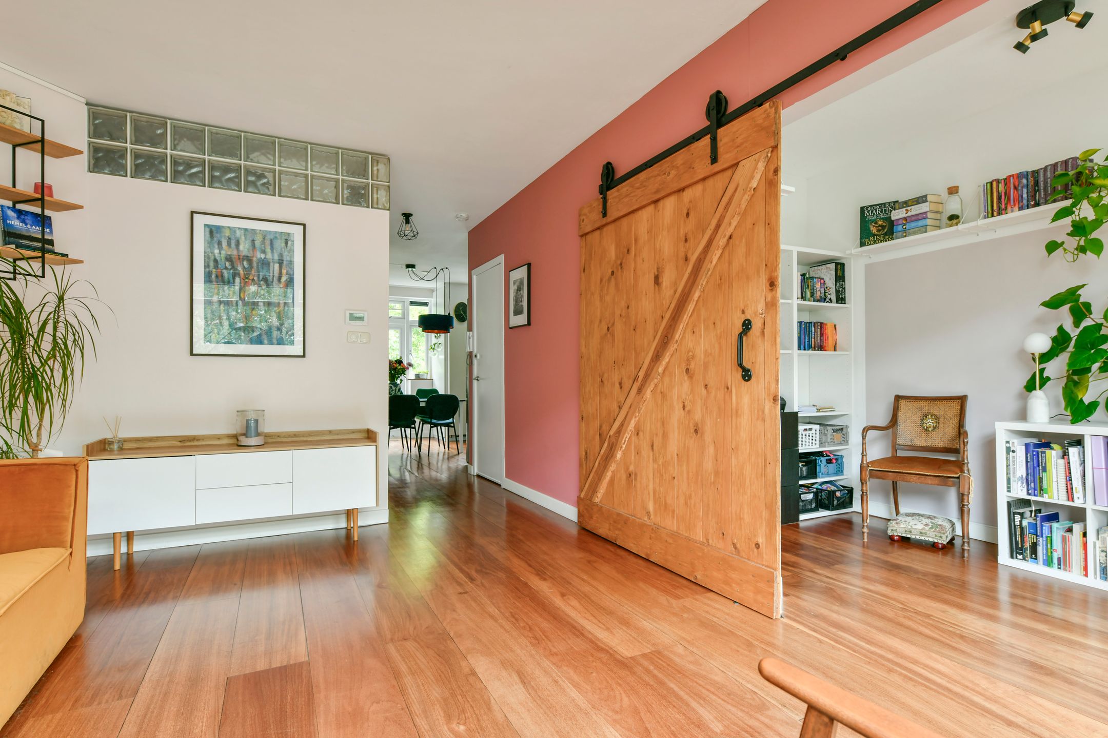 Foto 9 van Merlijnstraat 15-1