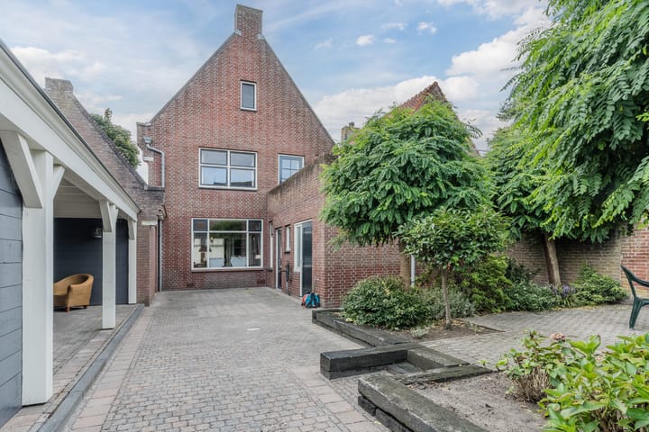 Photo 2 of Tuinstraat 7