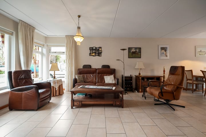 Foto 10 van Mossel 16