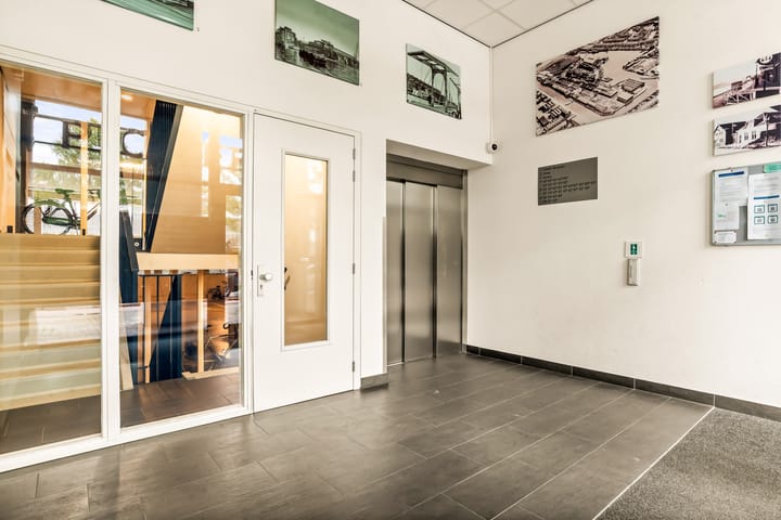 Foto 10 van Spaarndamseweg 80-C