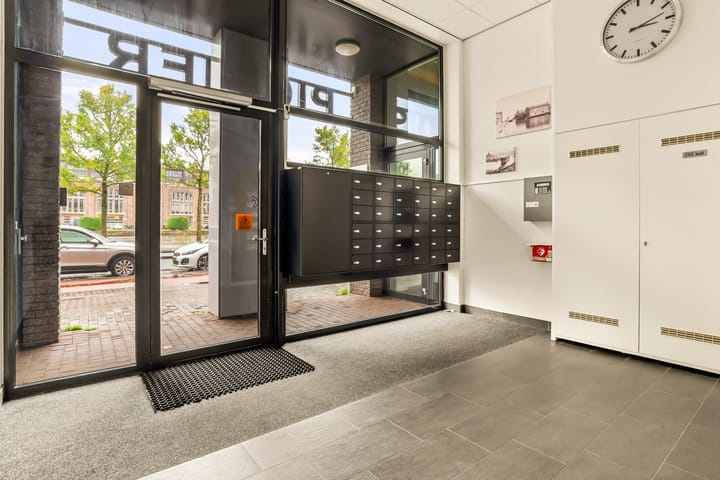 Foto 11 van Spaarndamseweg 80-C