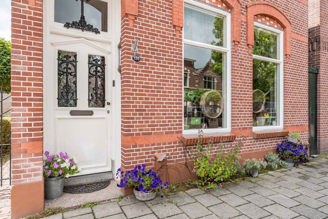 Photo 8 of Kerkstraat 170