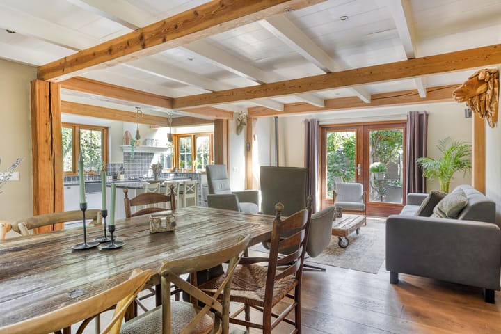 Foto 1 van Dorpsweg 10