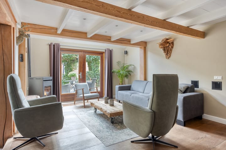 Foto 21 van Dorpsweg 10