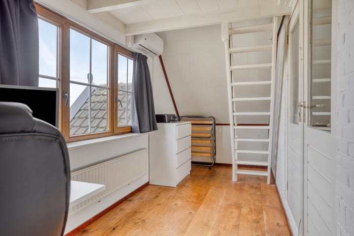 Foto 42 van Dorpsweg 10