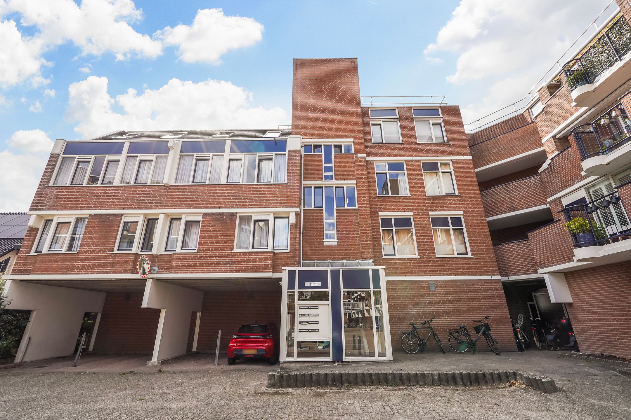 Foto 6 van Marshallplein 29