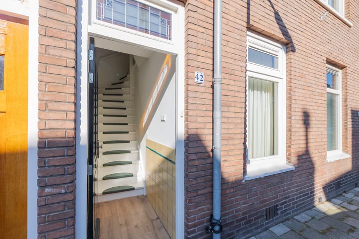 Foto 5 van Oranjeboomstraat 42