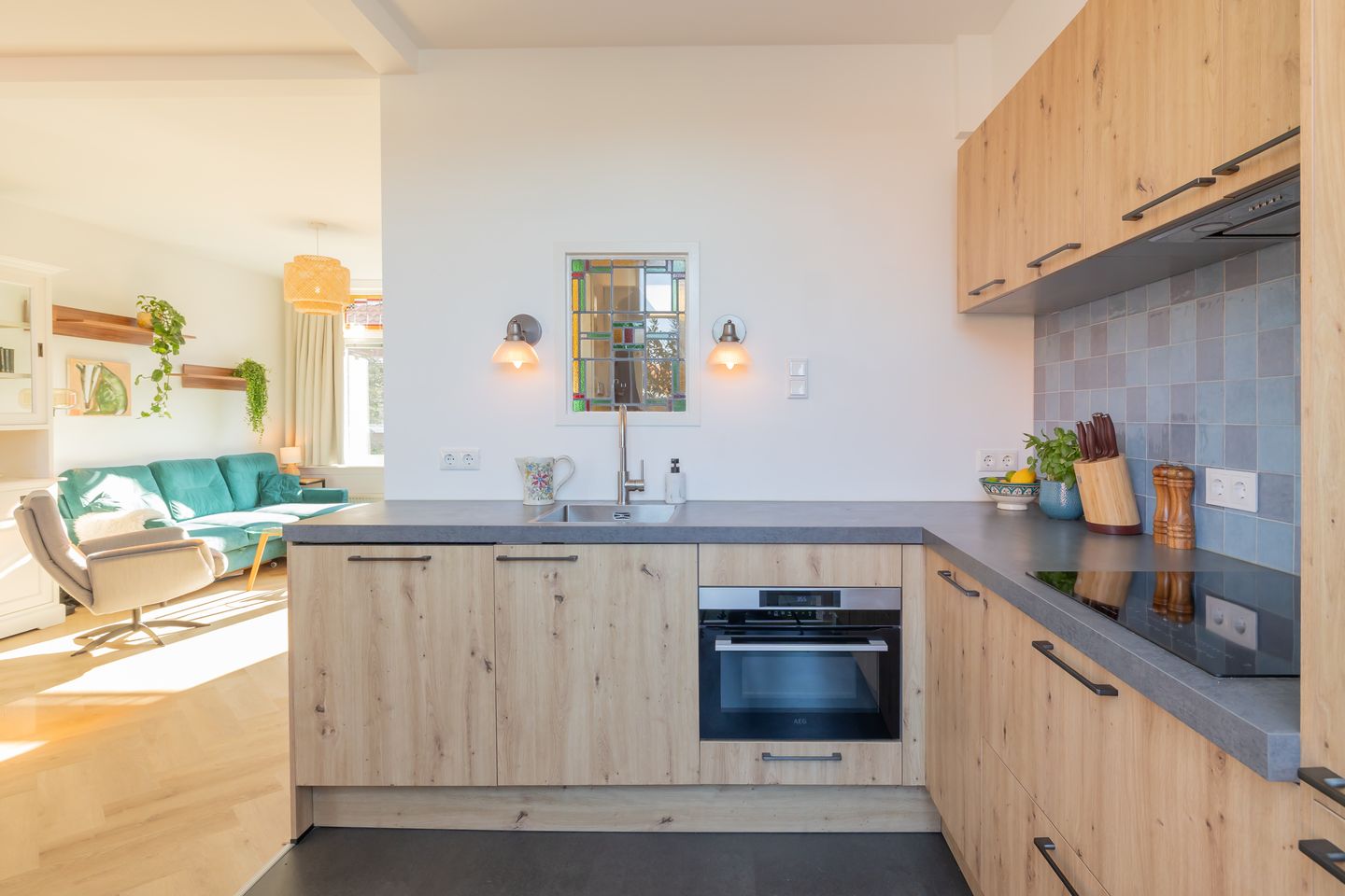 Foto 19 van Oranjeboomstraat 42