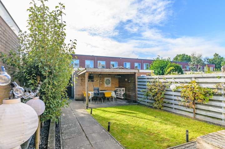 Photo 5 of J H Jurresstraat 16