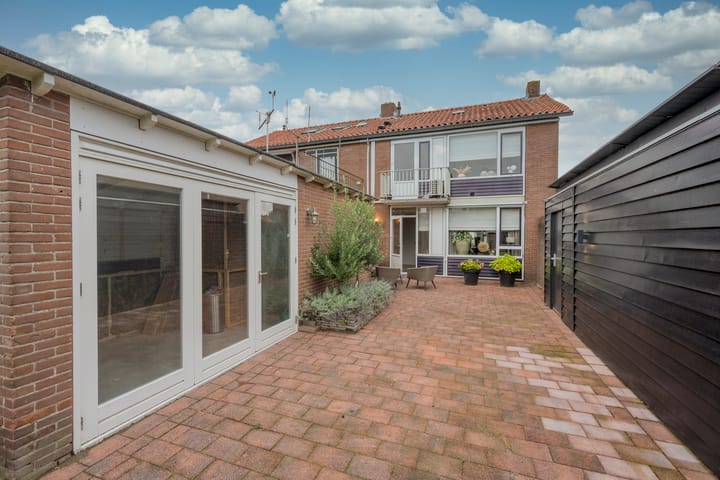 Foto 27 van De Ruyterstraat 45