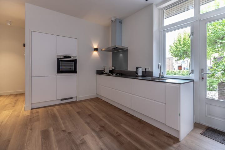 Foto 4 van Middenweg 7-B