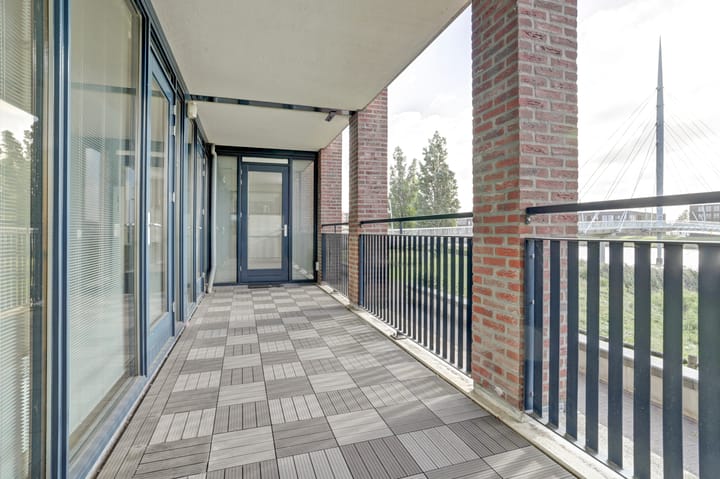 Foto 5 van Terreplein 116