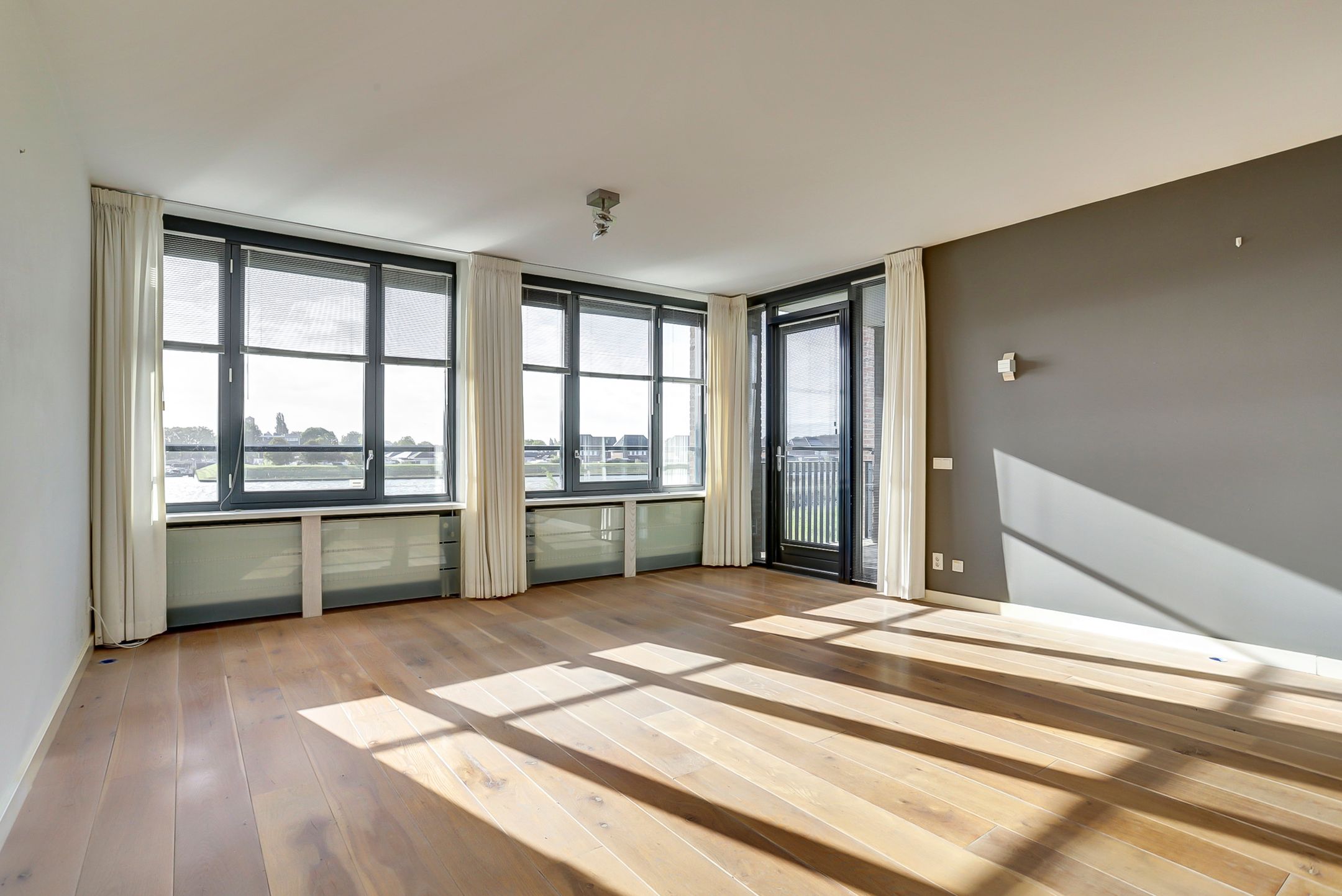 Foto 15 van Terreplein 116