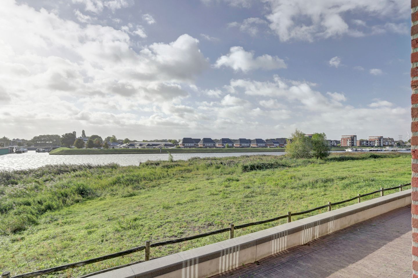 Foto 19 van Terreplein 116