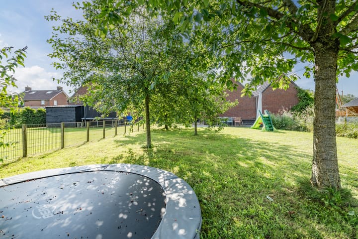 Foto 45 van Graaf Huibertlaan 20-A