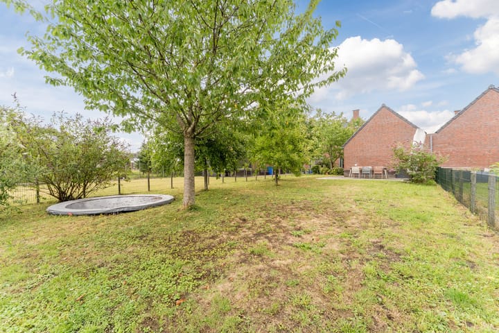 Foto 44 van Graaf Huibertlaan 20-A