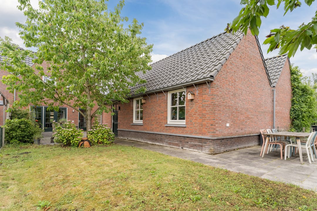 Photo 38 of Graaf Huibertlaan 20-A