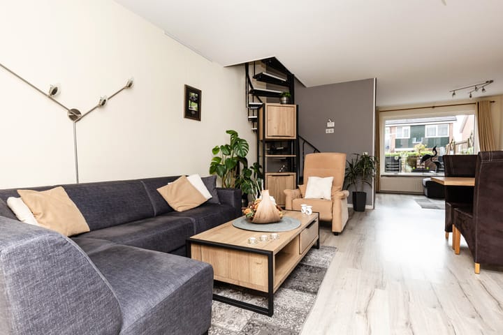 Foto 2 van Hooiklamp 14