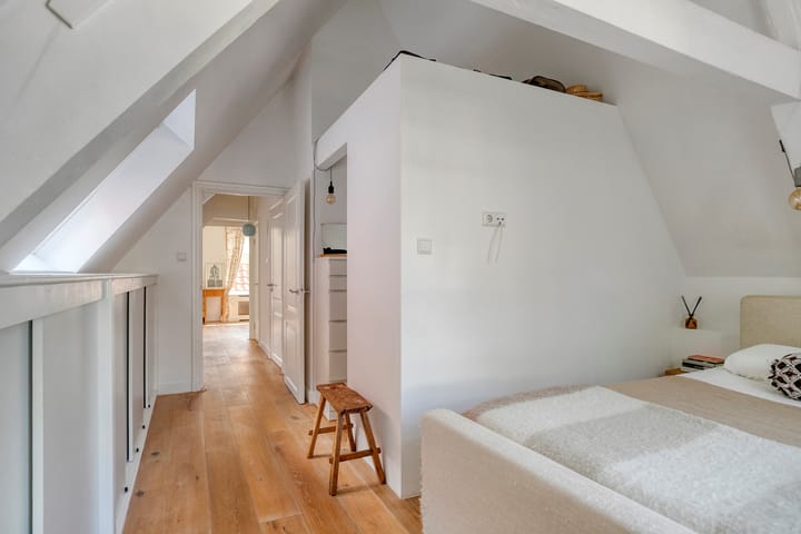 Foto 24 van Herderinnestraat 14-A