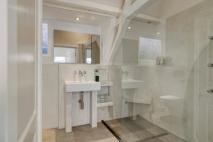 Foto 32 van Herderinnestraat 14-A