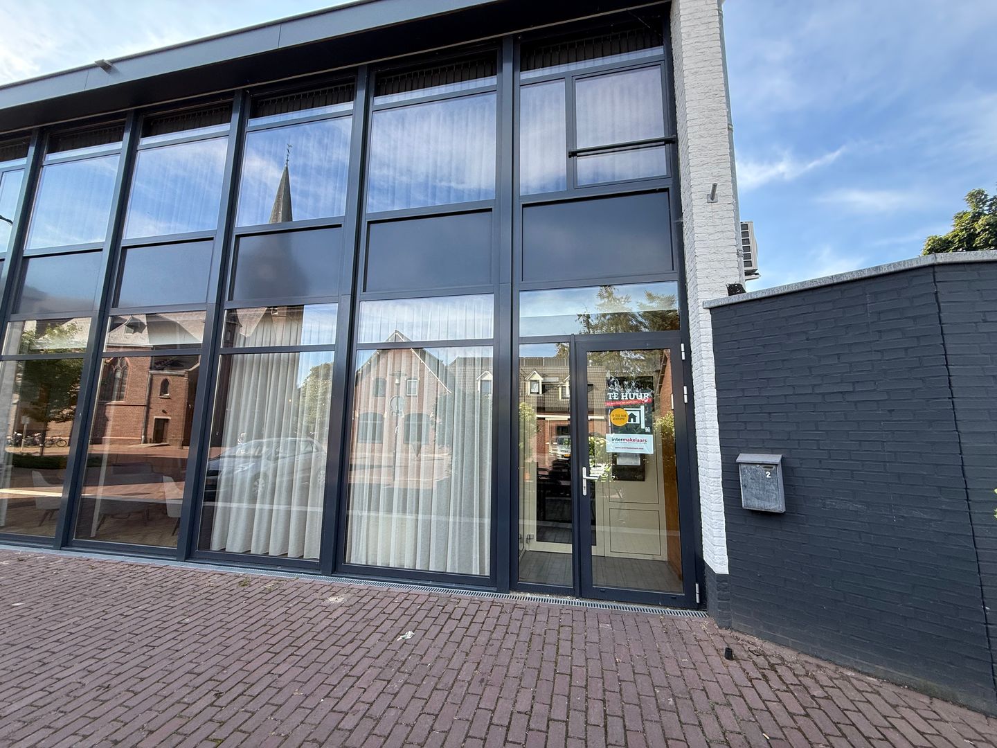 View photo 1 of St. Jansstraat 2