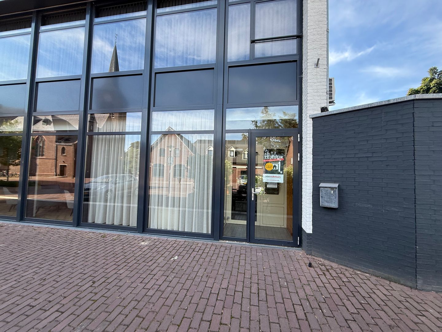 View photo 2 of St. Jansstraat 2