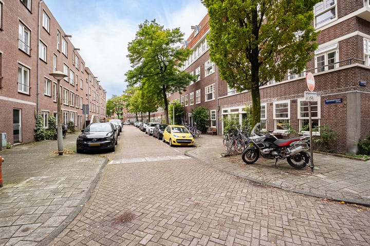 Photo 31 of Bataviastraat 83-C