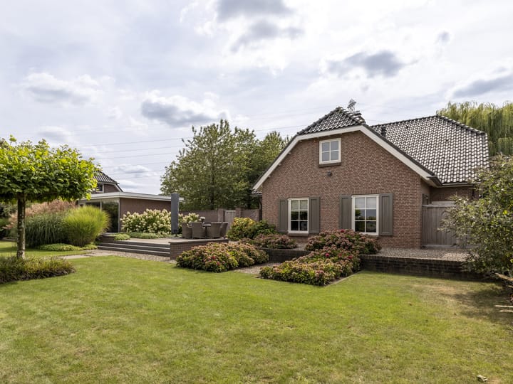 Foto 35 van Leuvensedijk 1