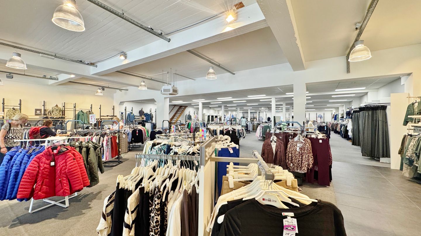 Bekijk foto 3 van Hoofdstraat 100